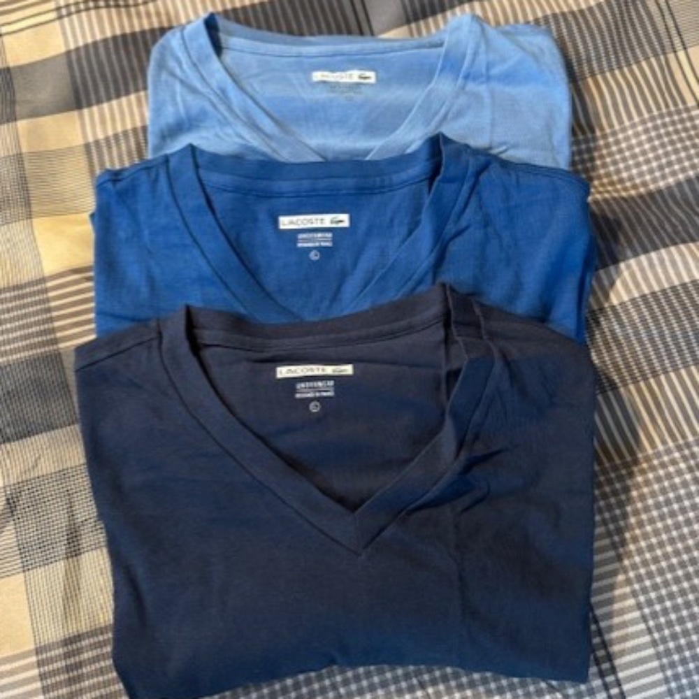 LACOSTE T-shirt 3 pack NWOT Blue undershirts Large